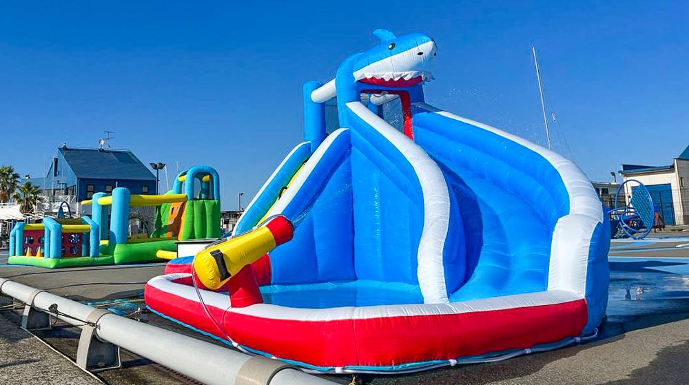 『PARK HULL』夏期限定ビニールプール